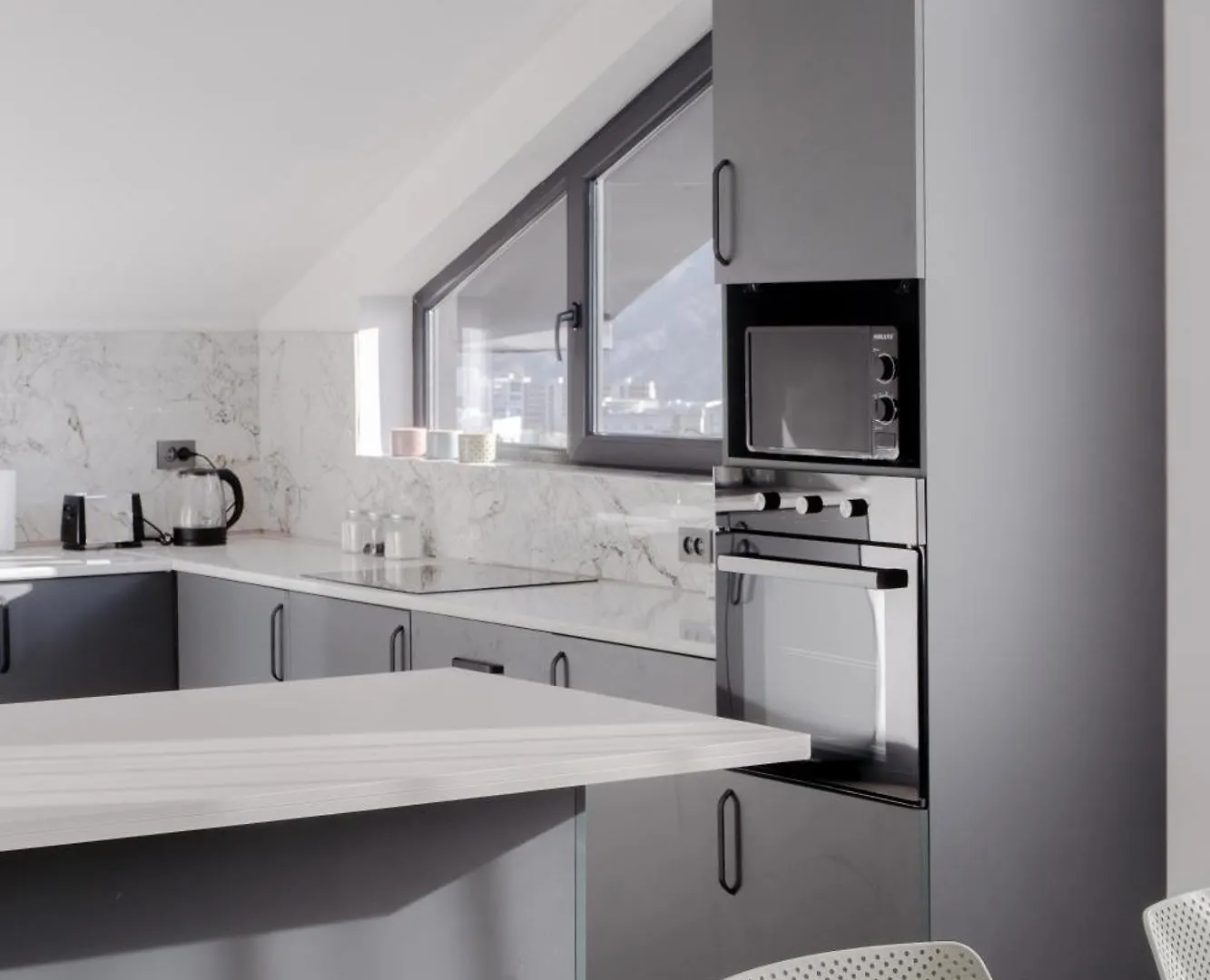 Niabi 3Bdr Mansard With City View 트빌리시 0*,