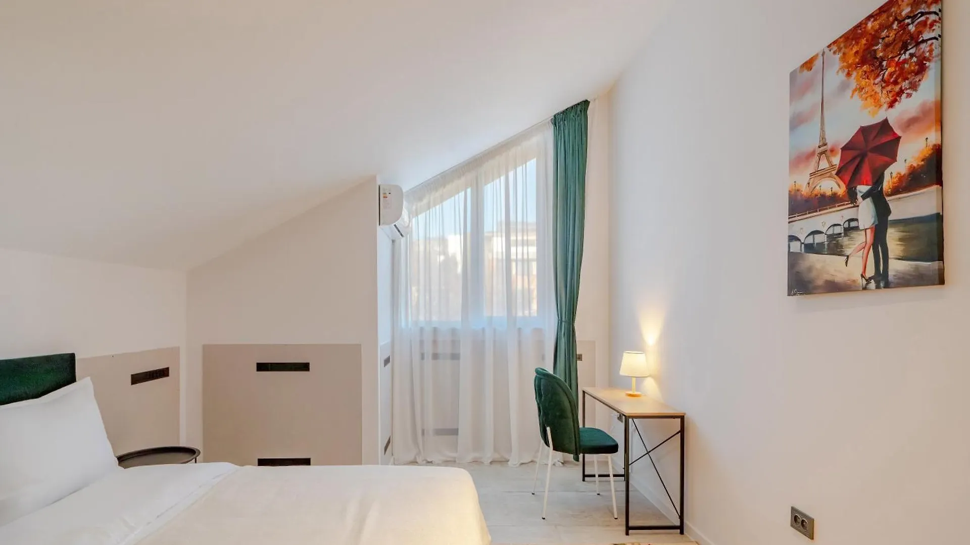 Niabi 3Bdr Mansard With City View 트빌리시 아파트
